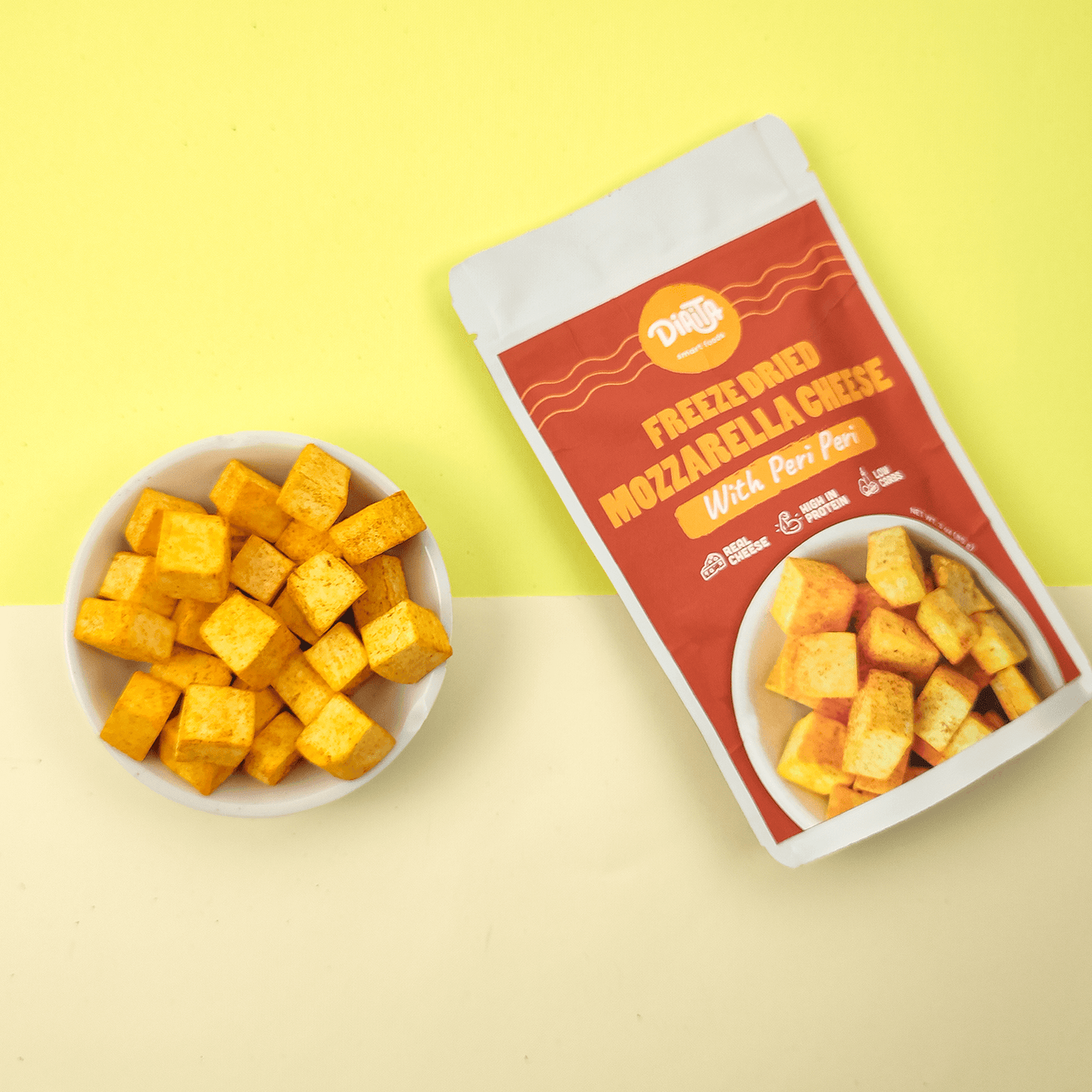 Pakastekuivattua mozzarellajuustoa ja piri-piriä (85 grammaa)